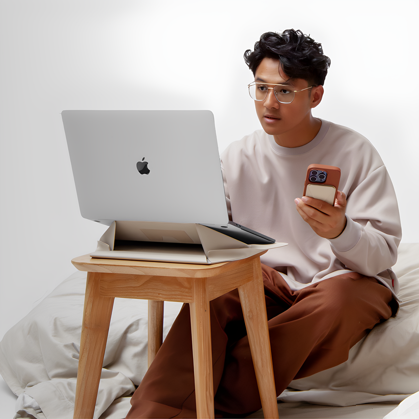 MOFT Slim & Smart 3-in-1 Stand & Storage Laptop Carry Sleeve