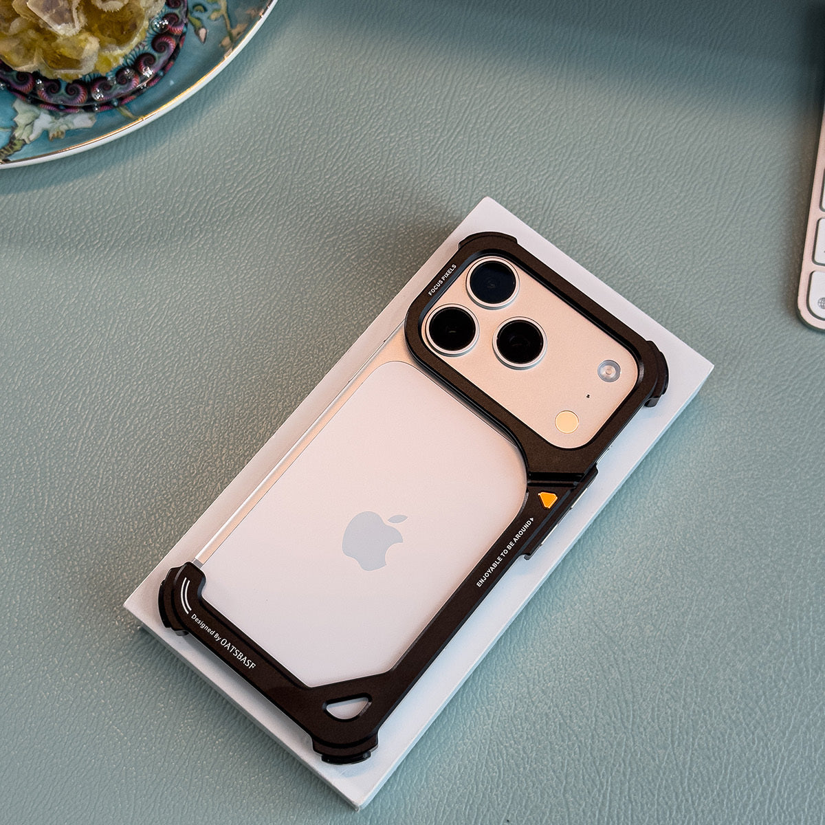 Oatsbasf 9 Shell Invisible Kickstand Air Cushion Shockproof Aluminum Metal Bumper Case Cover