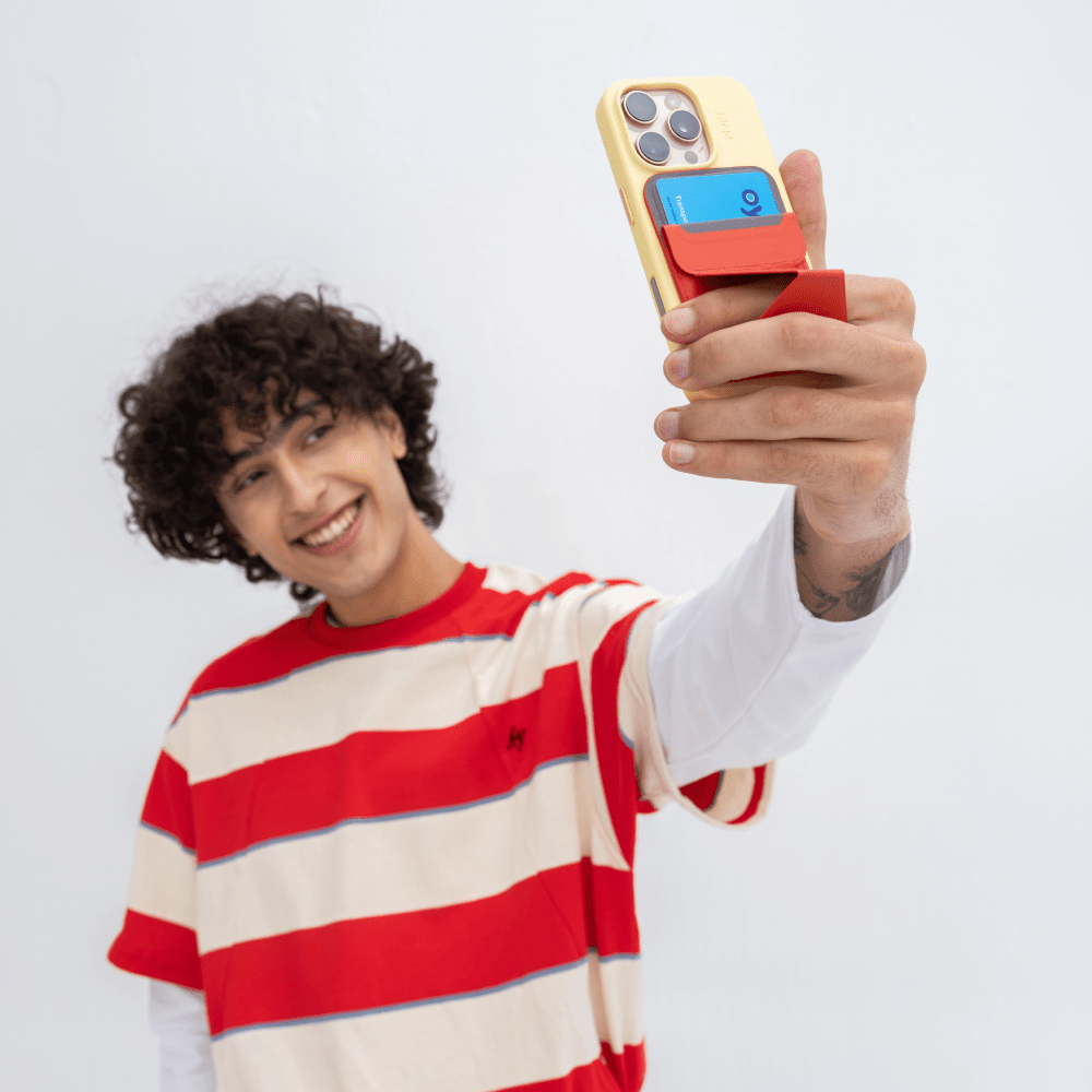 MOFT MagSafe MOVAS Snap-on Phone Stand & Wallet