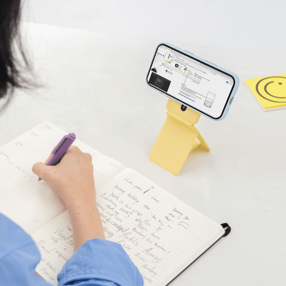 MOFT MagSafe MOVAS Snap Phone Tripod Wallet Selfie Stick