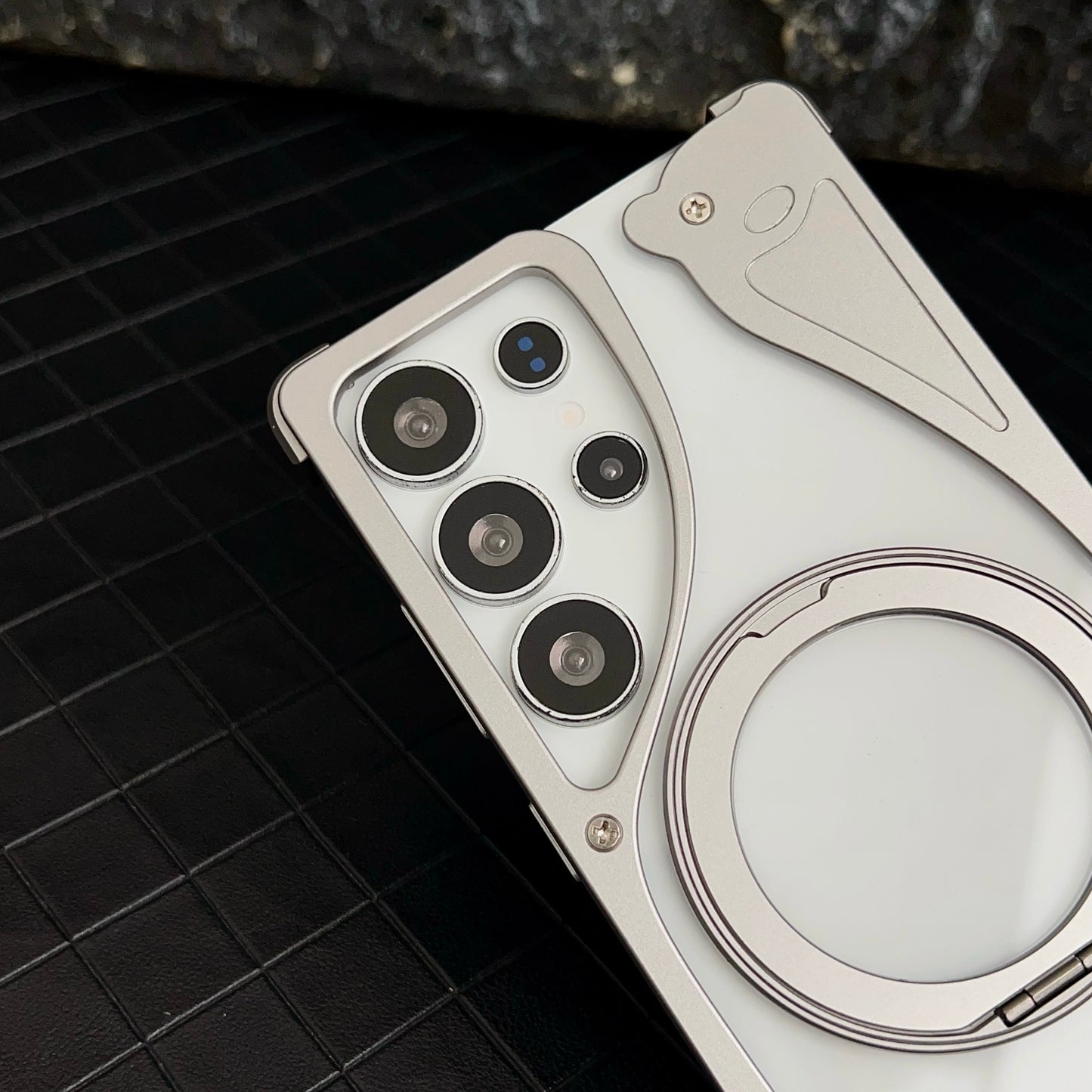 Armor King Stoat Bezel-less MagSafe Transparent PC Back Shockproof Metal Case Cover