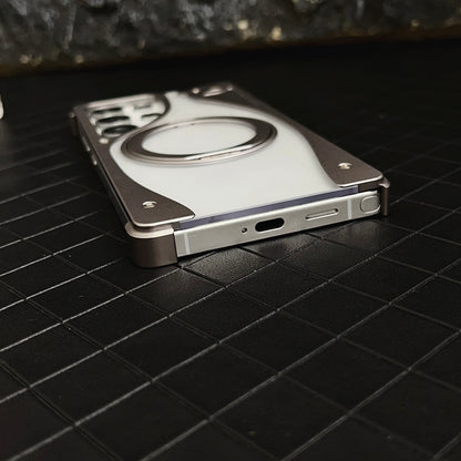 Armor King Stoat Bezel-less MagSafe Transparent PC Back Shockproof Metal Case Cover