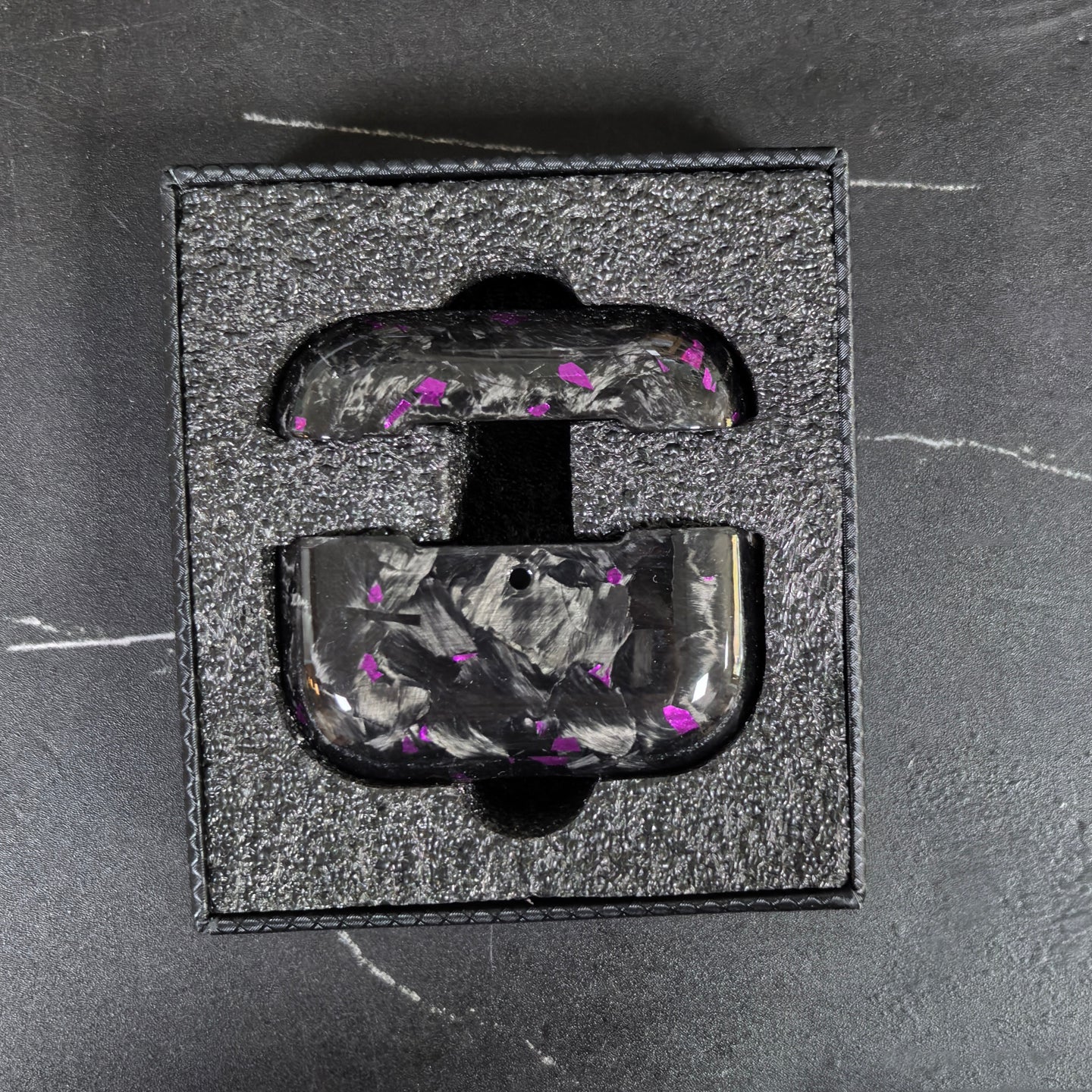 Oatsbasf Pure Carbon Fiber Apple AirPods Pro/3/2/1 Charging Case Cover