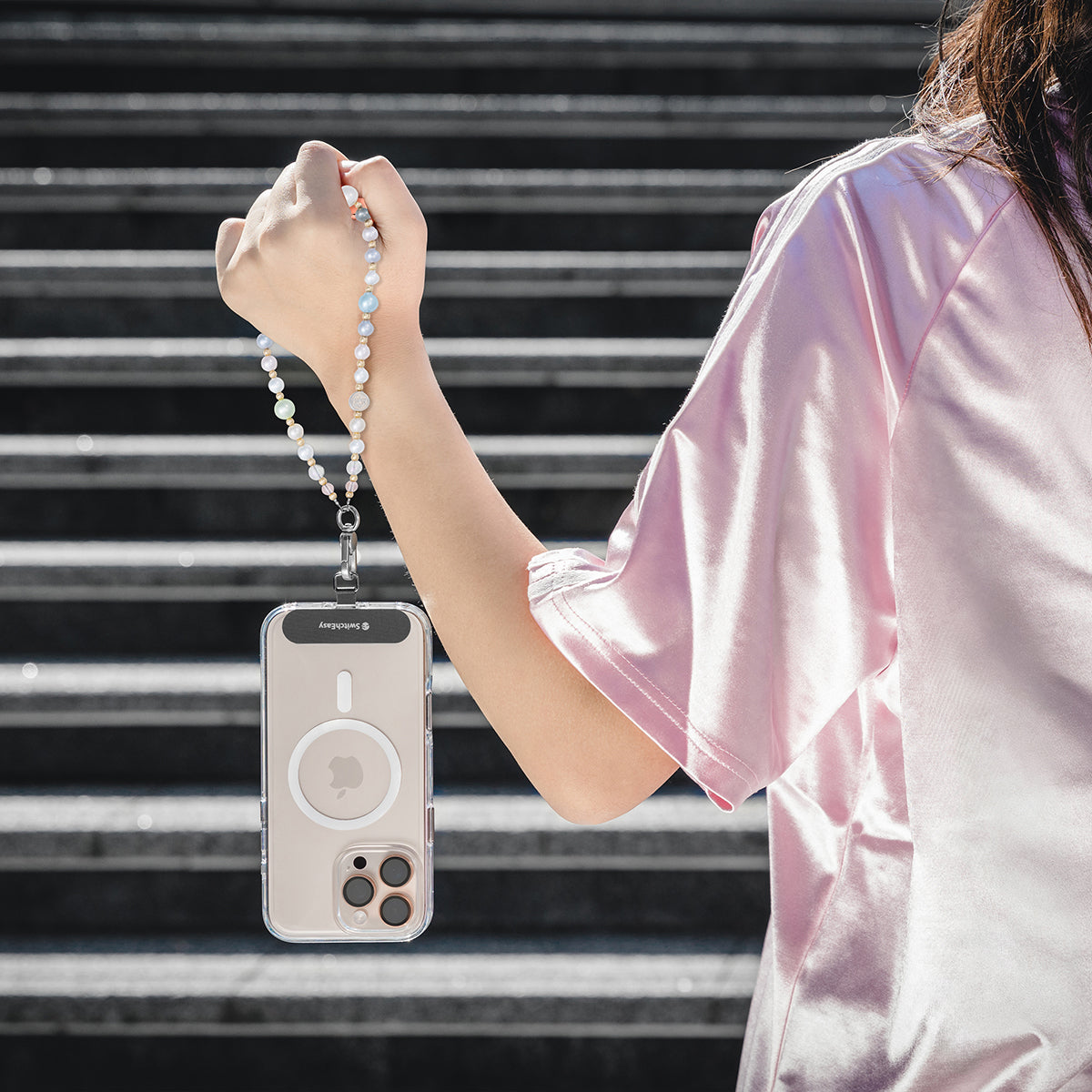 SwitchEasy LuxeLink Wrist Strap + Strap Card Phone Lanyard