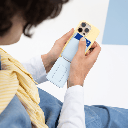 MOFT MagSafe MOVAS Snap Phone Tripod Wallet Selfie Stick