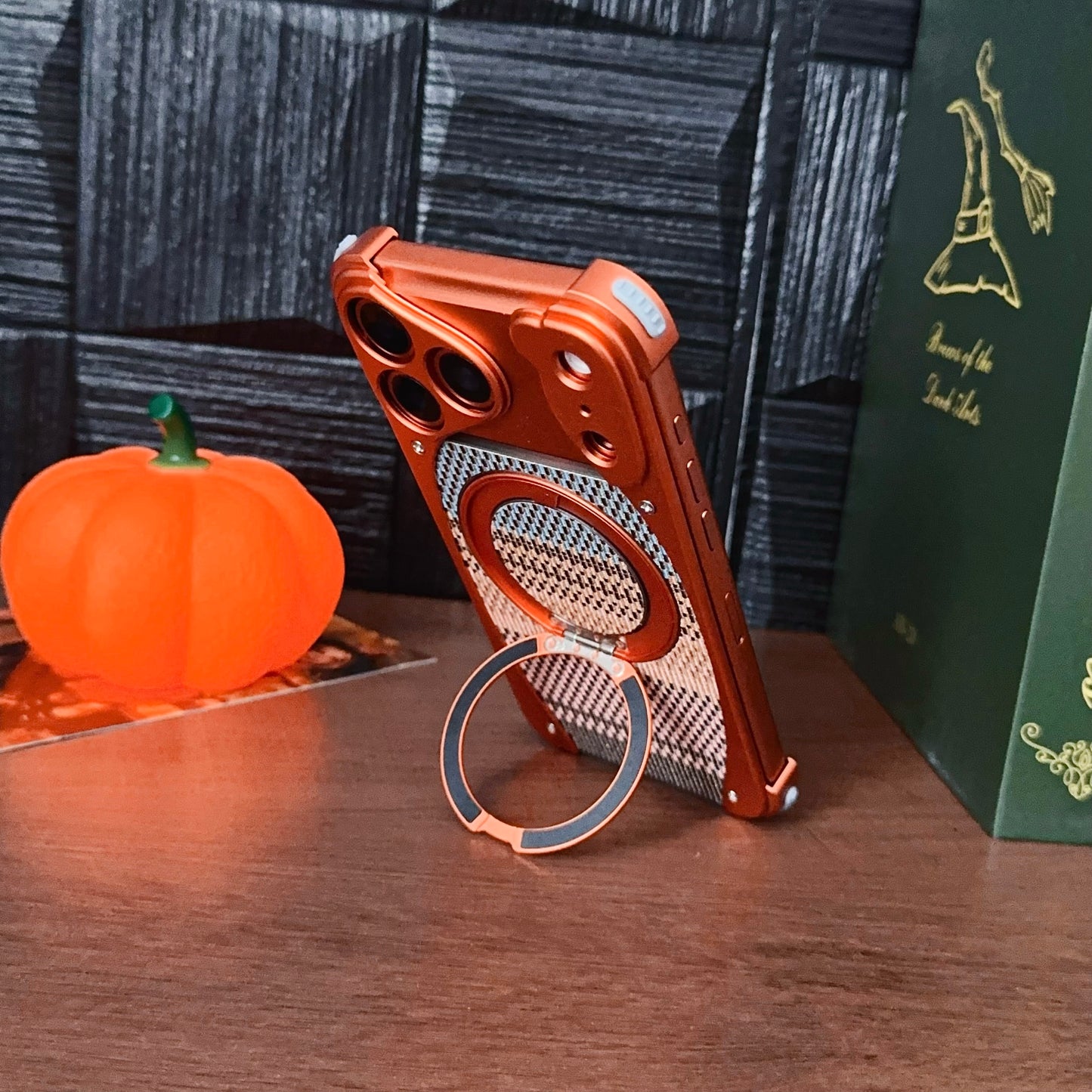 Armor King Stoat Bezel-less MagSafe Pivot Ring Stand Golden Silk Silver Brocade Metal Case Cover