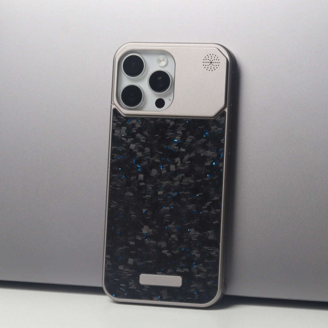 Armor King MagSafe Aluminum+Forged Carbon Fiber Heat Dissipation Aromatherapy Protective Cover Case