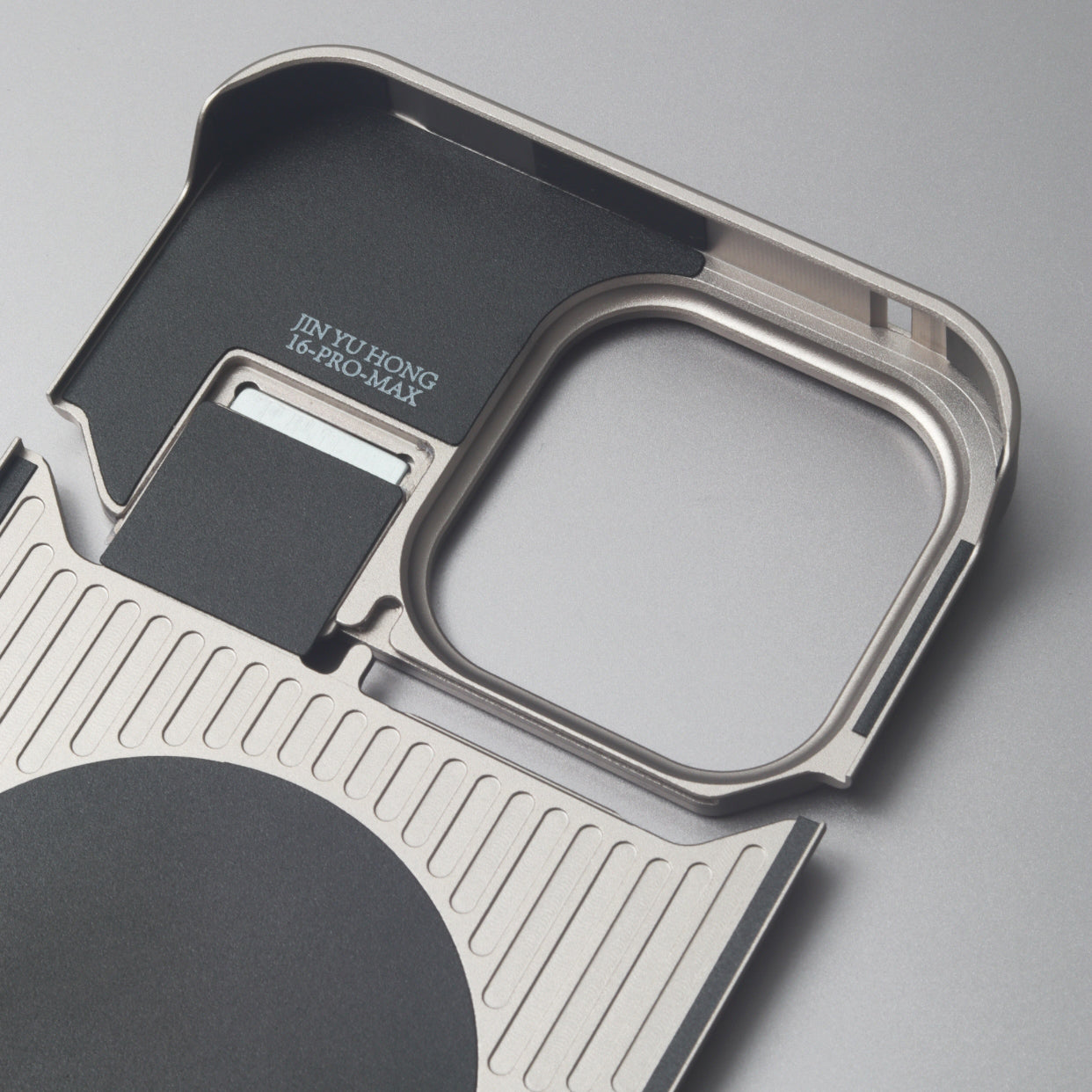 Armor King MagSafe Aluminum+Forged Carbon Fiber Heat Dissipation Aromatherapy Protective Cover Case