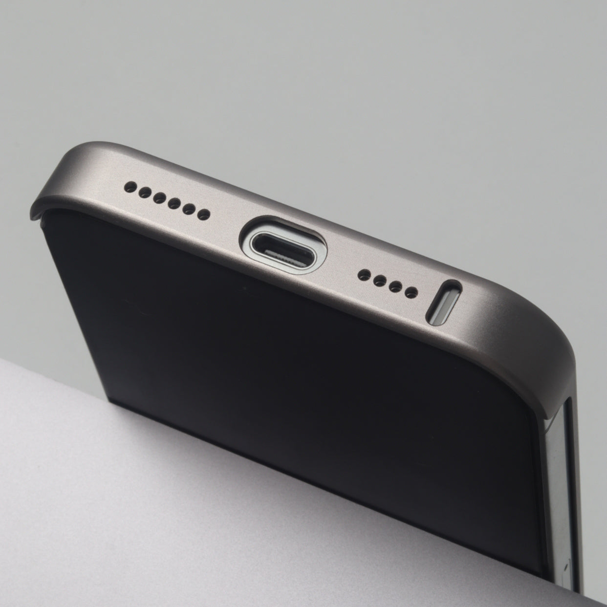 Armor King MagSafe Aluminum+Forged Carbon Fiber Heat Dissipation Aromatherapy Protective Cover Case