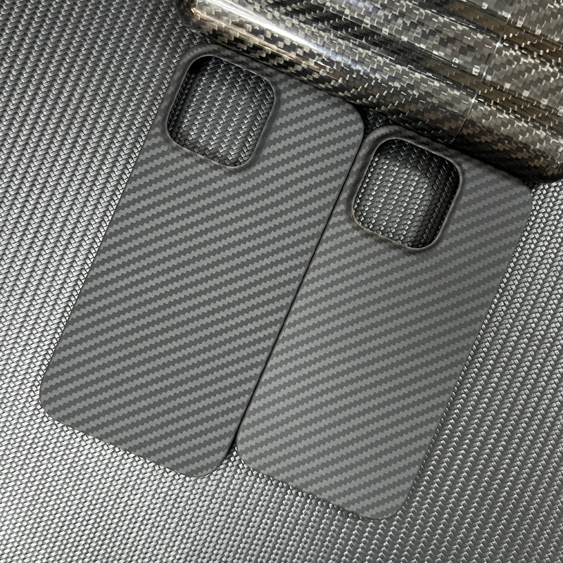 Oatsbasf Luxury Pure Carbon Fiber Case for Apple iPhone 14 Plus / iPhone 14